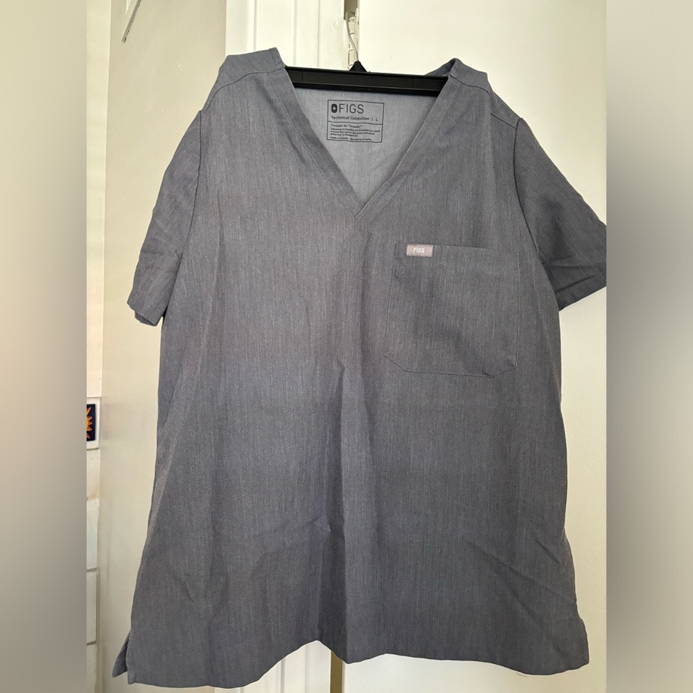 FIGS scrub top